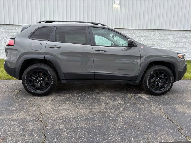 Used 2022 Jeep Cherokee Trailhawk w/ Trailhawk Elite Value Package AWD/4WD image 19