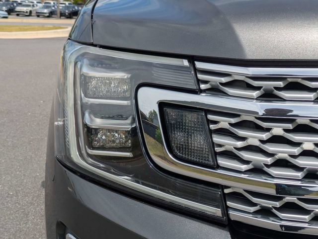 Used 2019 Ford Expedition Platinum RWD image 10