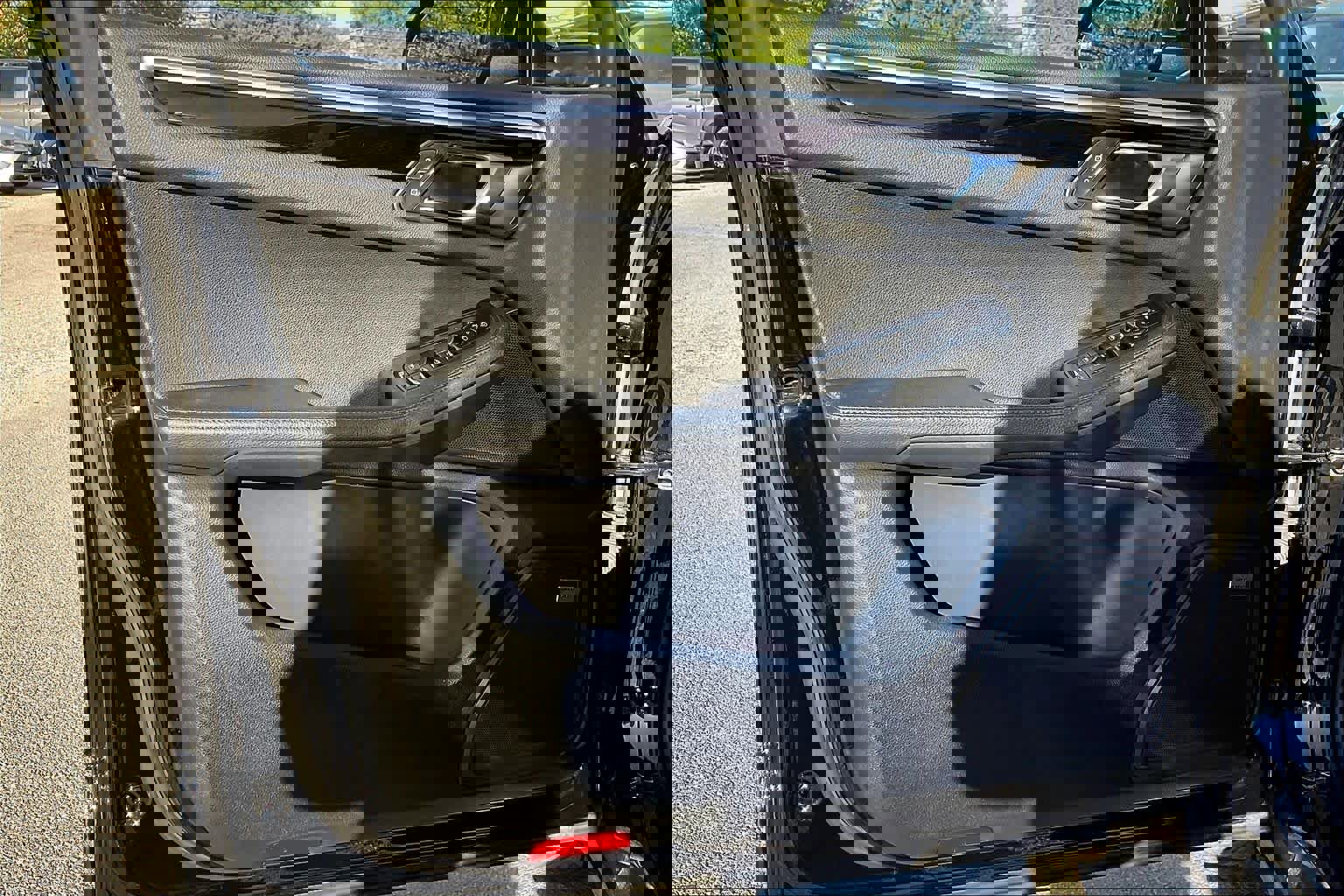 Used 2021 Porsche Macan image 39