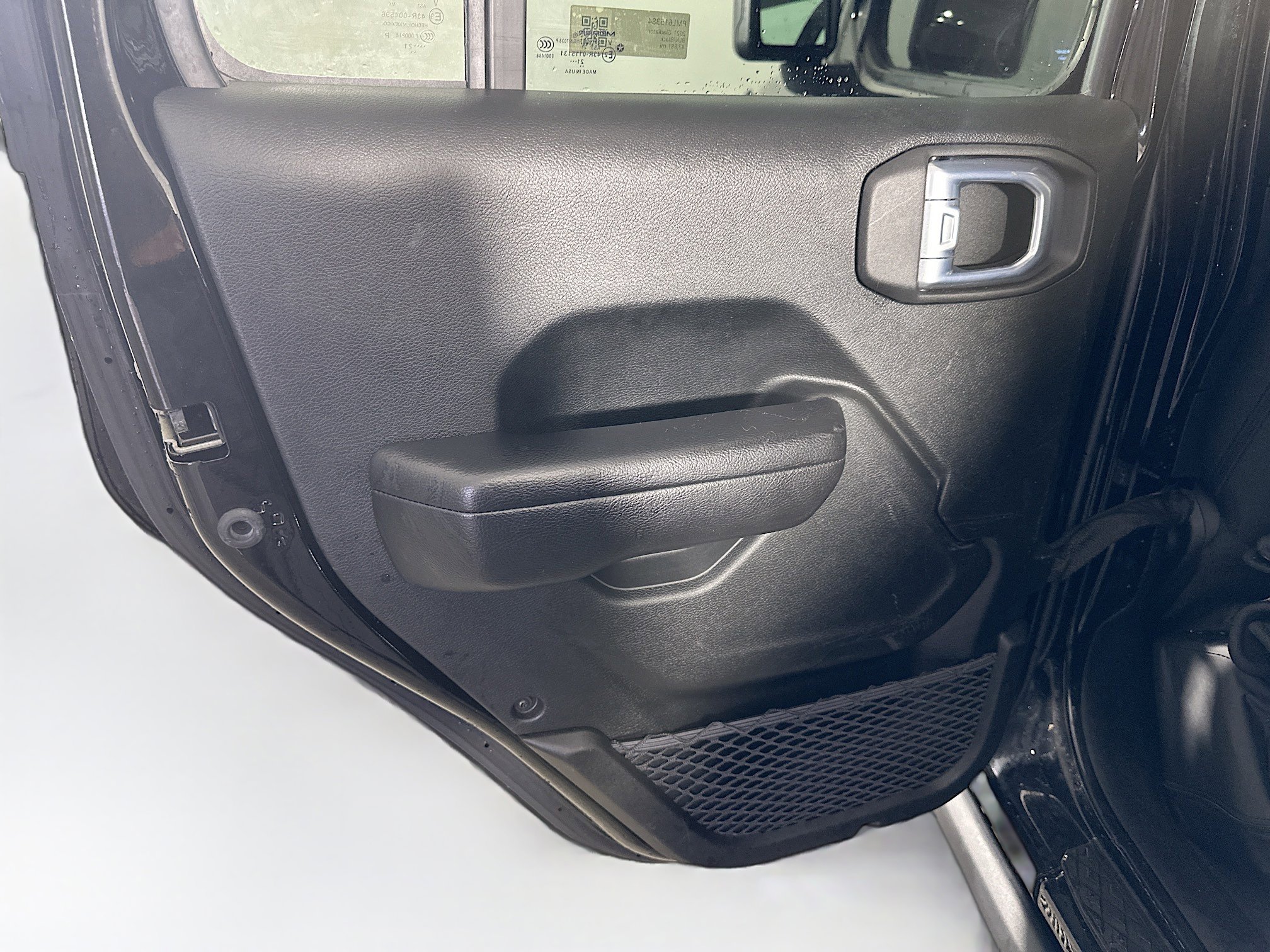 Used 2021 Jeep Gladiator Willys image 24