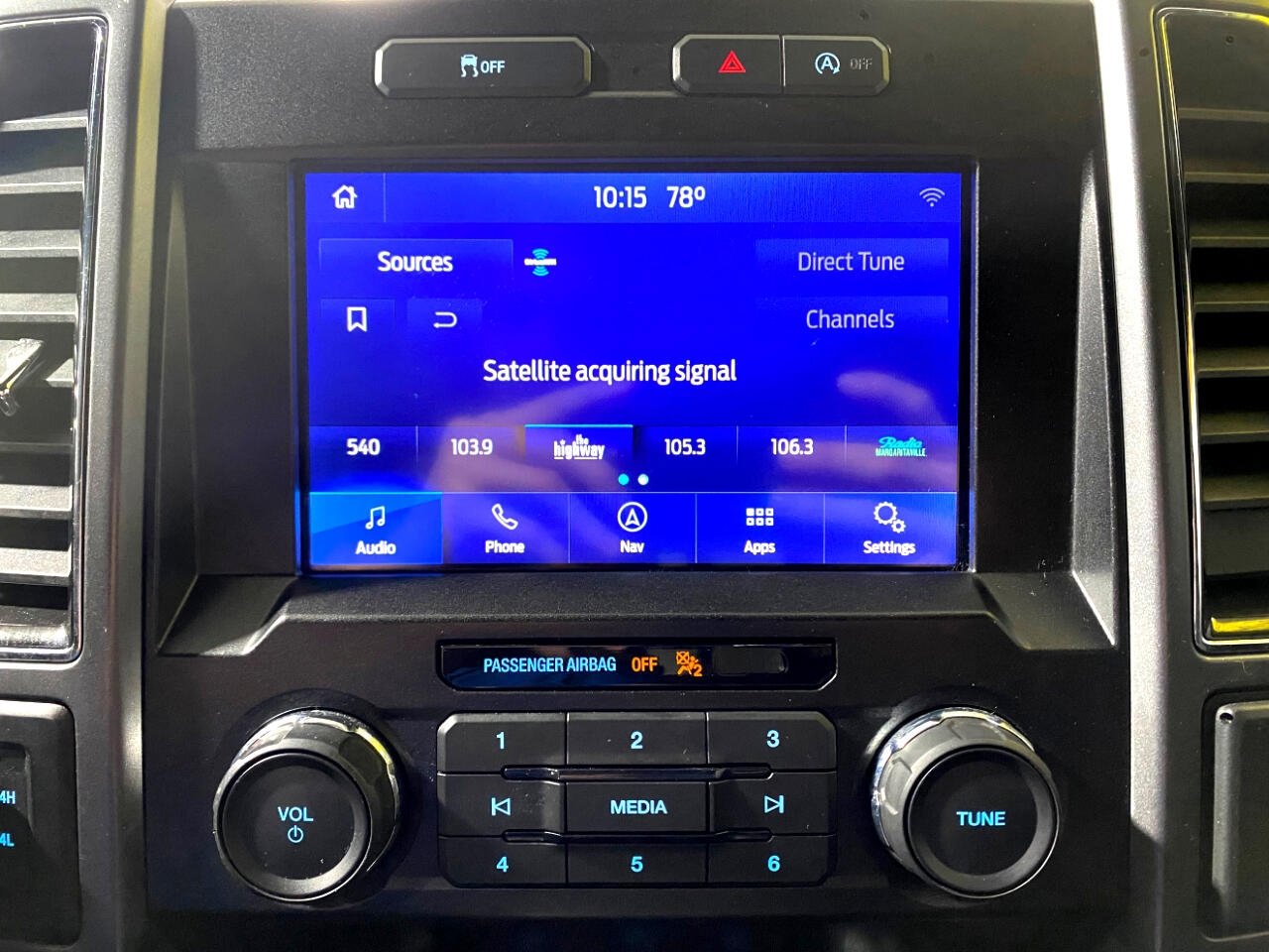 Used 2020 Ford F150 XLT w/ Equipment Group 302A Luxury image 11