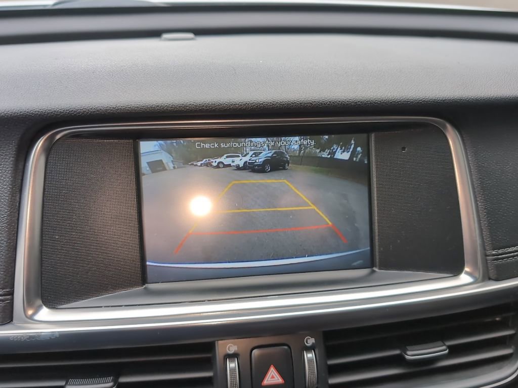 Used 2018 Kia Optima EX w/ Premium Package FWD image 17