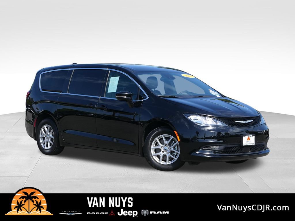 Used 2025 Chrysler Voyager LX