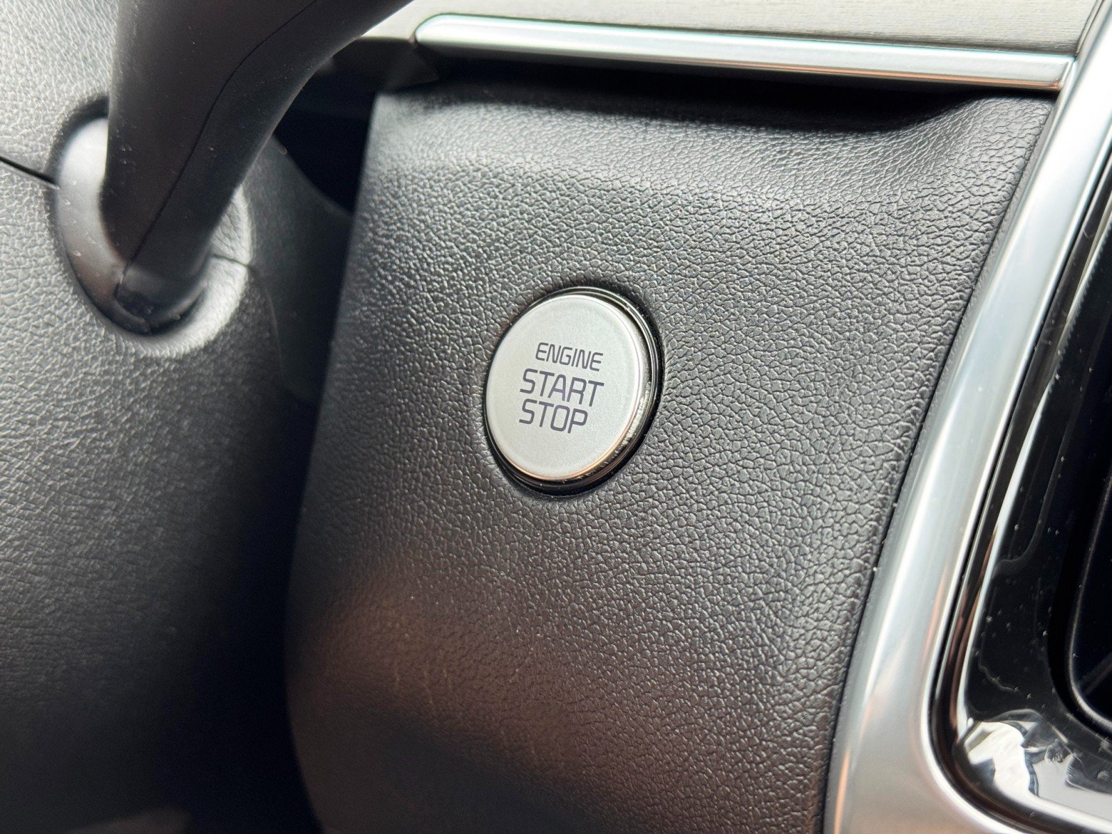 Used 2023 Kia Sorento SX AWD/4WD image 22