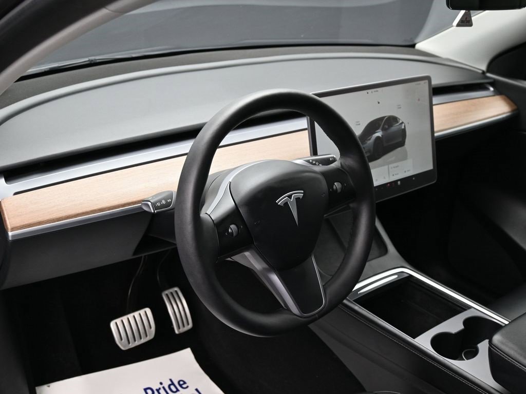 Used 2022 Tesla Model Y Performance image 17