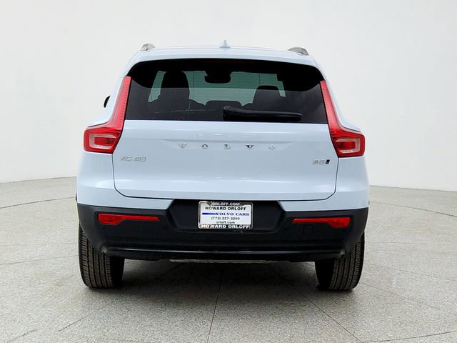 New 2026 Volvo XC40 B5 Plus w/ Protection Package Premier image 6