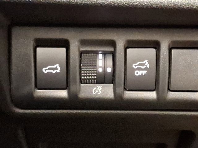 Used 2023 Subaru Outback Onyx Edition XT AWD/4WD image 25