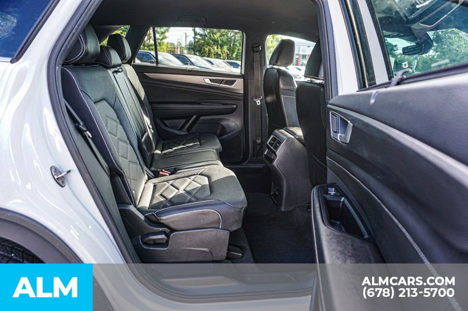 Used 2024 Volkswagen Atlas Cross Sport SE image 22