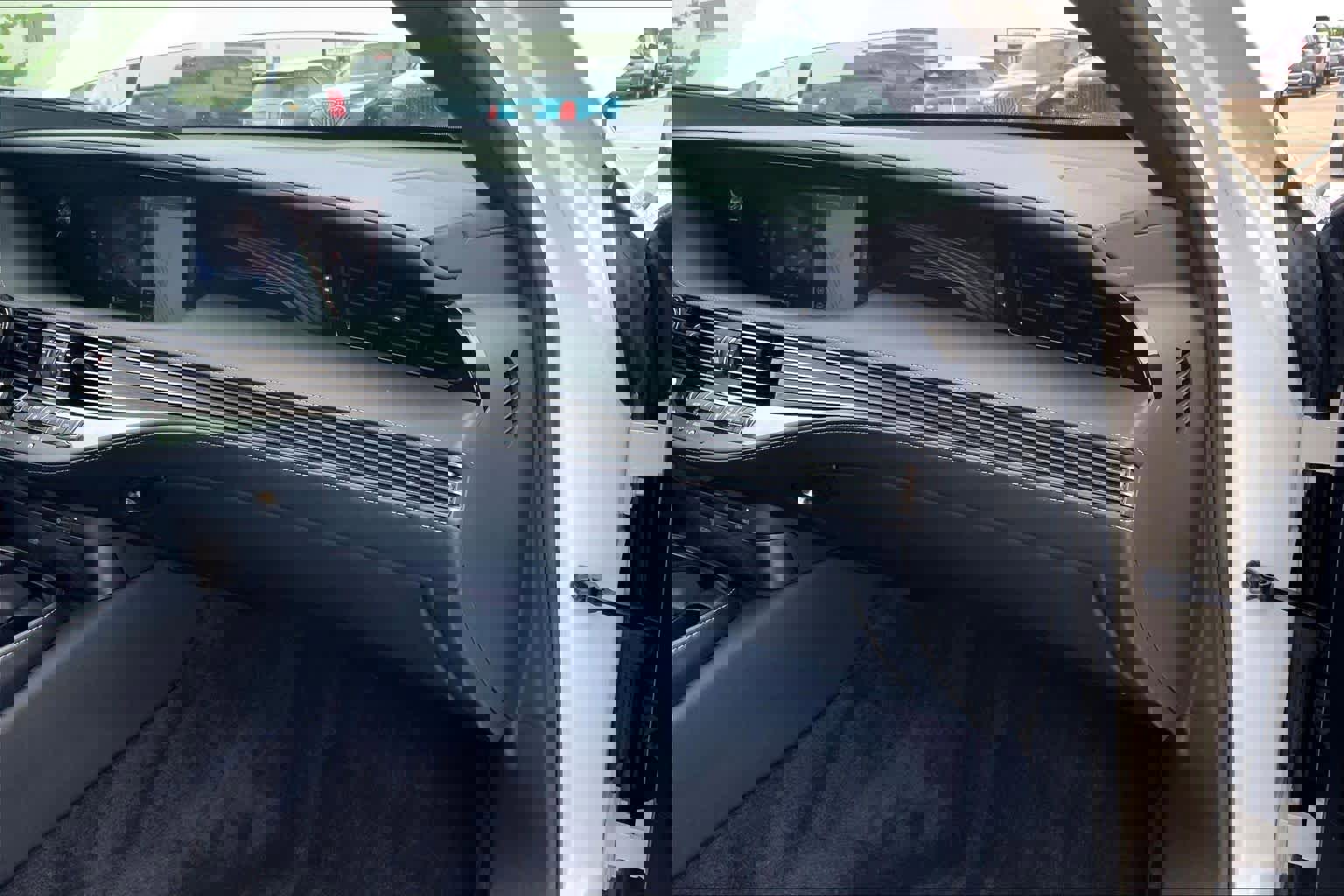 Used 2018 Lexus LS 500 w/ Interior Upgrade Package image 18