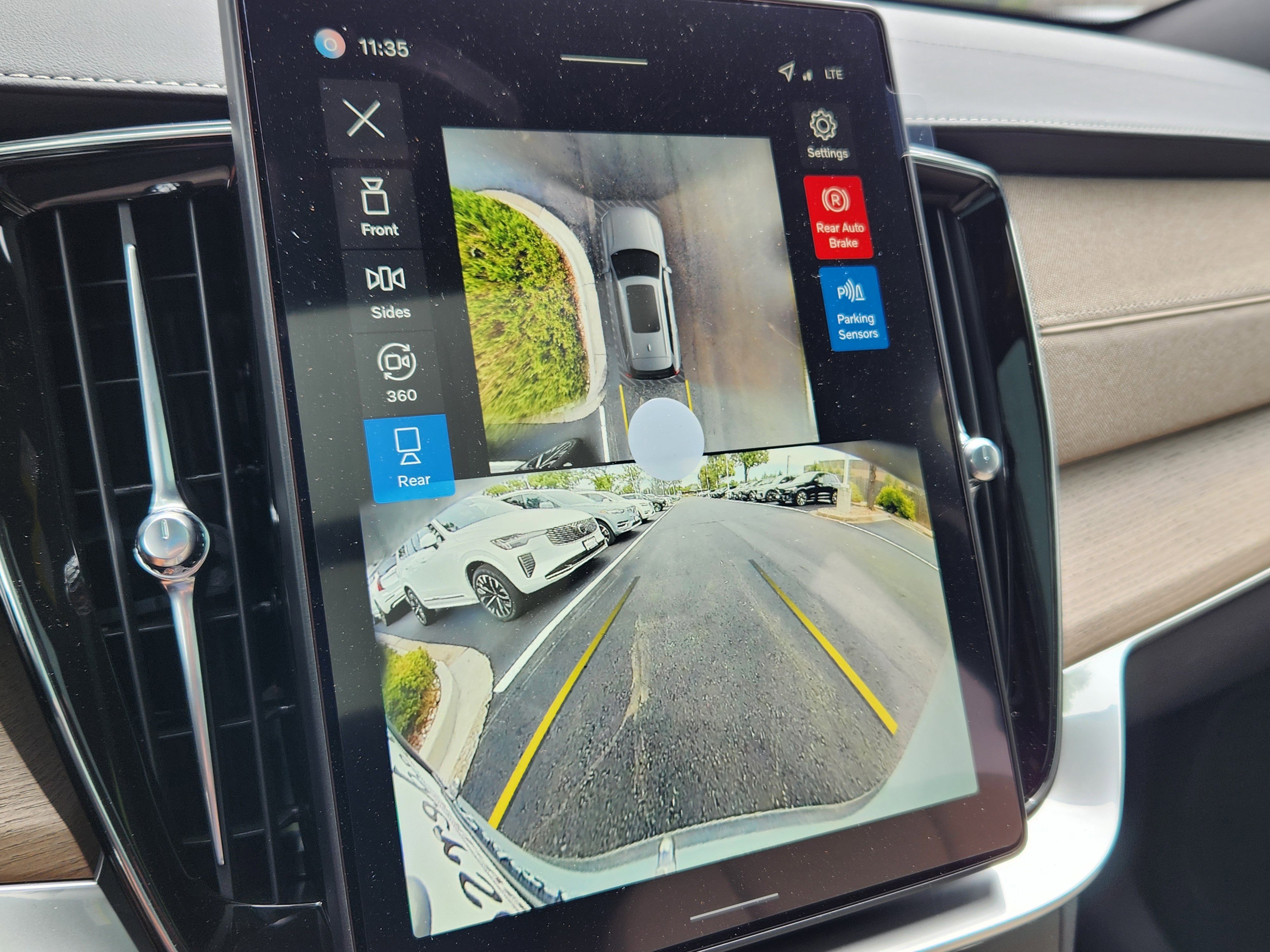 New 2026 Volvo XC90 T8 Plus image 11