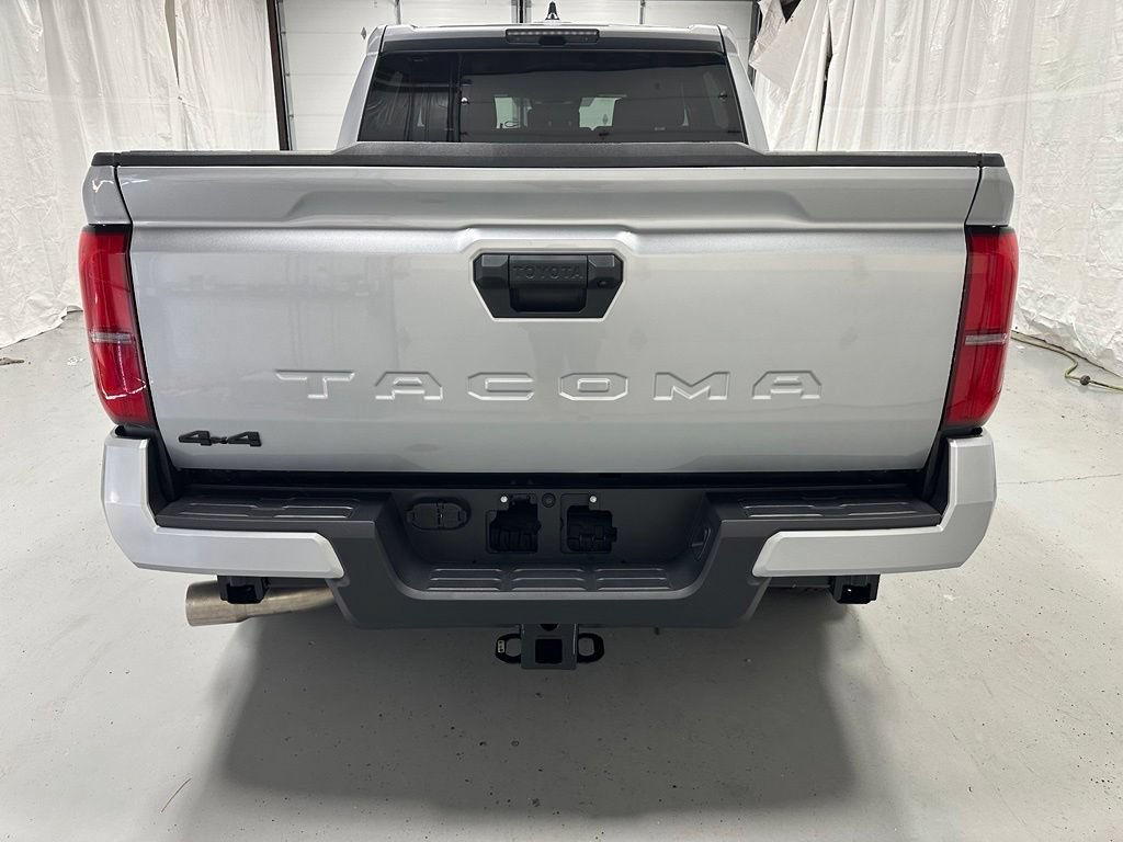 Used 2026 Toyota Tacoma TRD Off-Road AWD/4WD image 6