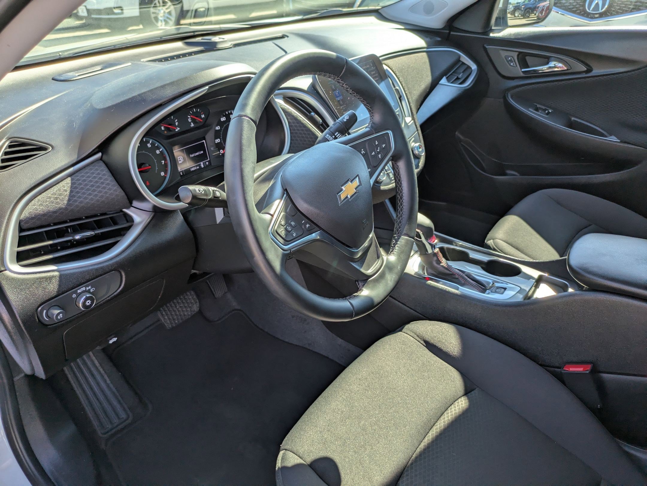 Certified 2025 Chevrolet Malibu RS image 9