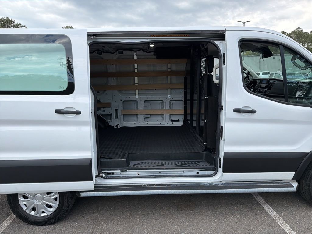 Used 2024 Ford Transit 250 Low Roof w/ Exterior Upgrade Package RWD image 24