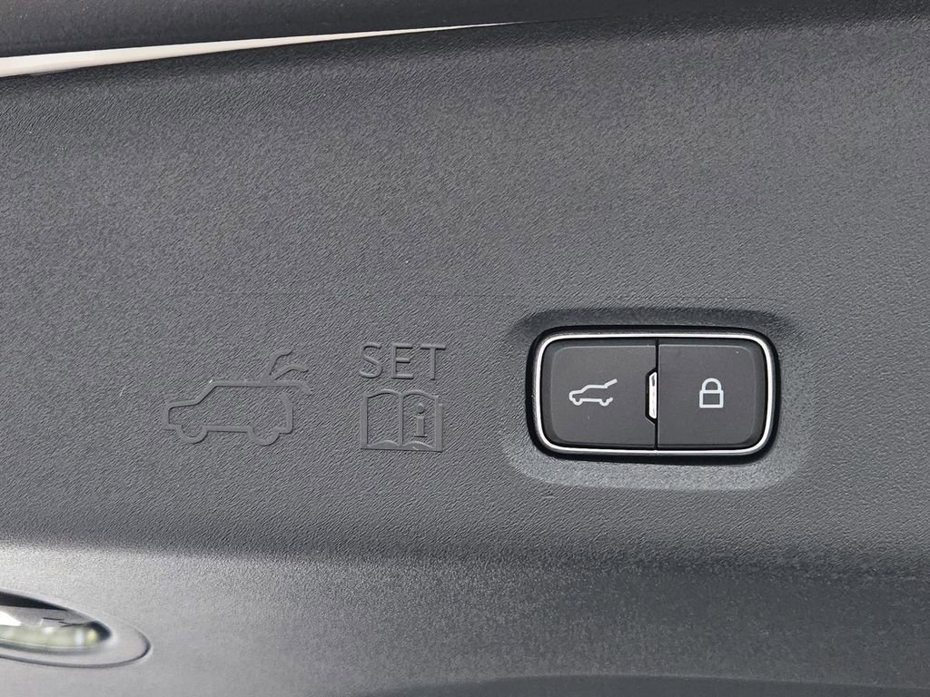 New 2026 Ford Expedition Max Active RWD image 14