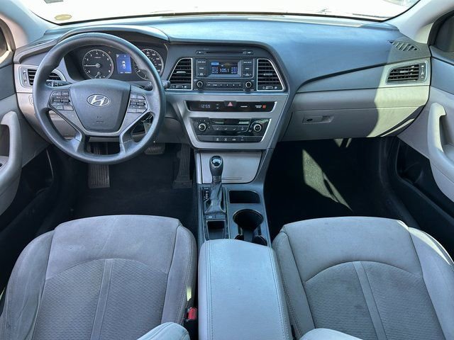 Used 2015 Hyundai Sonata SE image 21