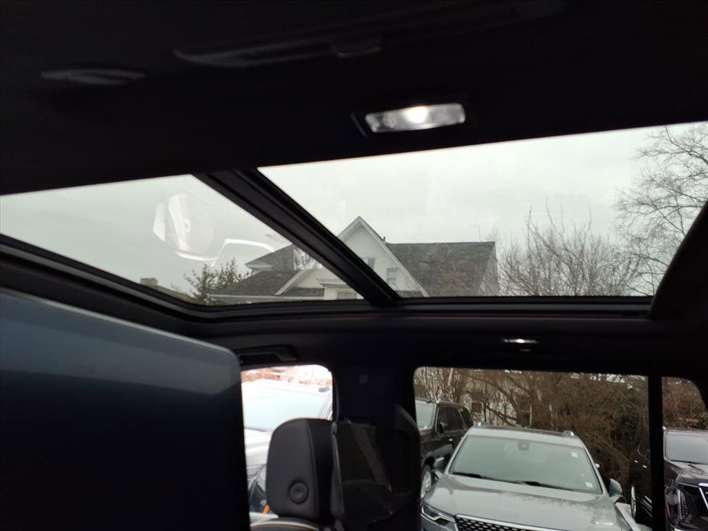 Certified 2021 Cadillac Escalade Sport image 16