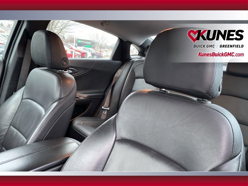 Used 2024 Chevrolet Malibu LT image 17