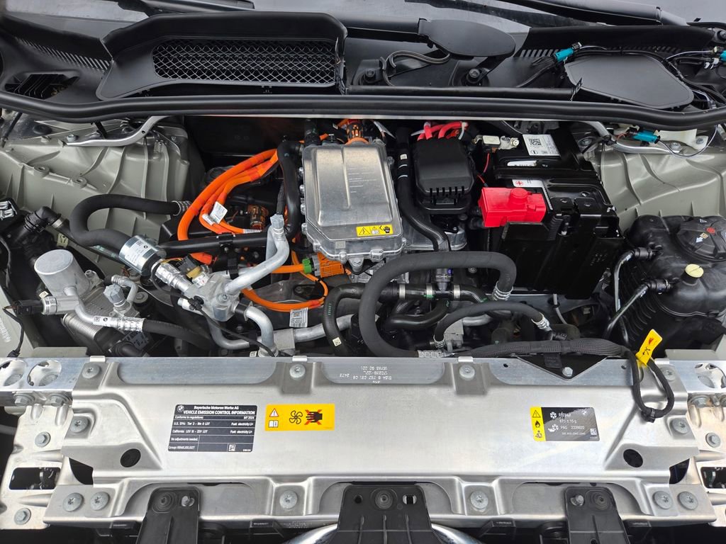 Used 2024 BMW iX M60 image 27