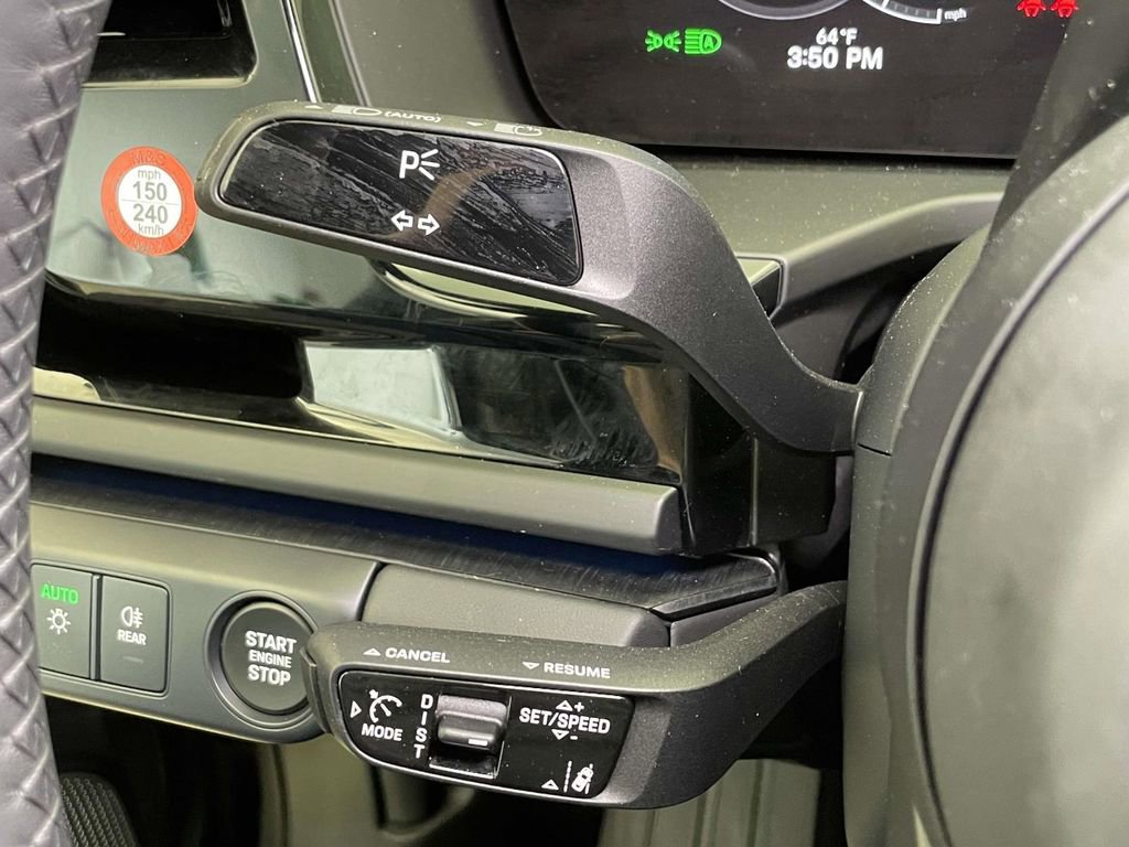 Certified 2025 Porsche Panamera GTS image 40