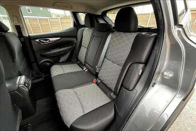 Certified 2021 Nissan Rogue Sport SV image 19