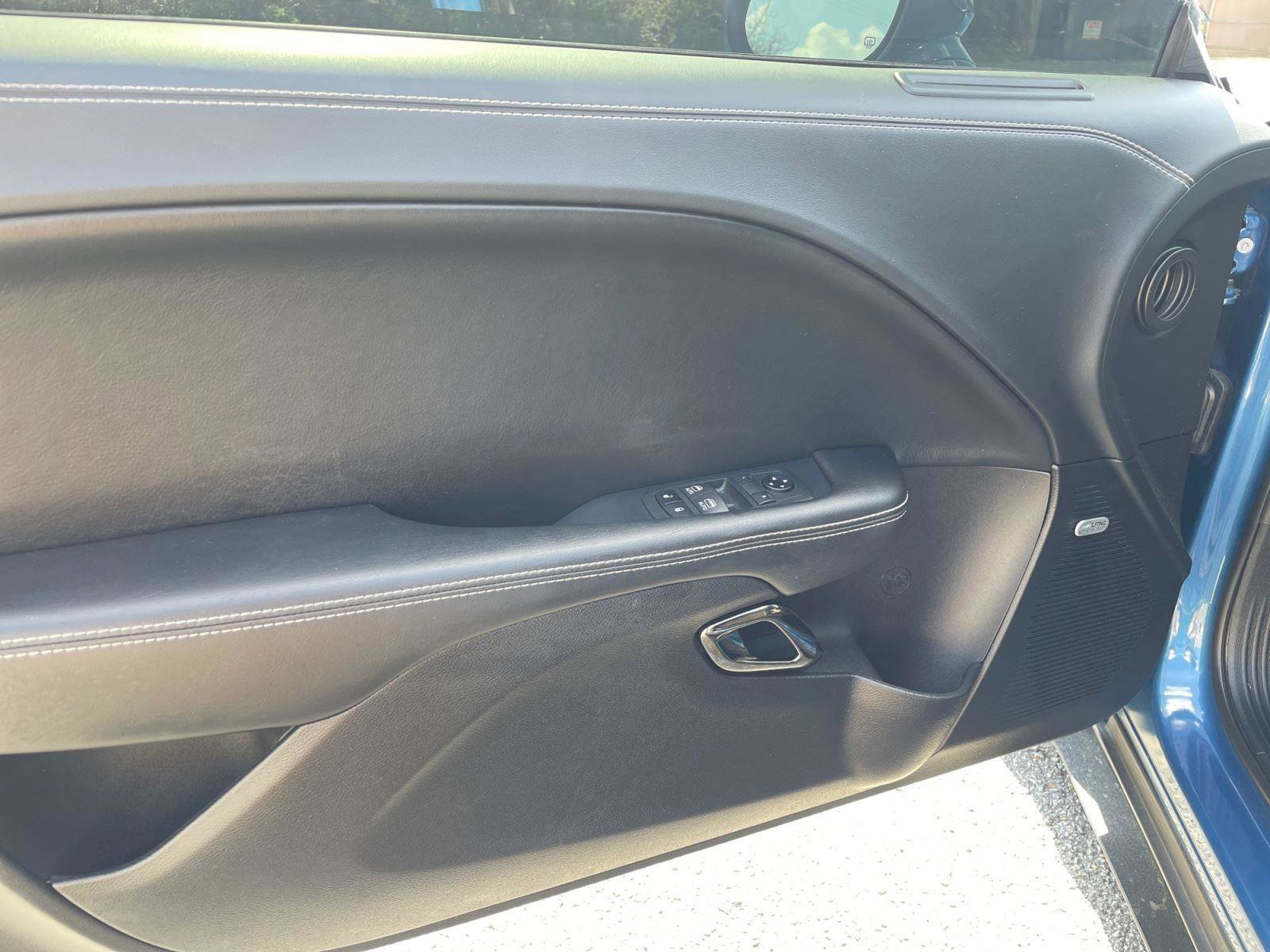 Used 2020 Dodge Challenger SRT Hellcat Redeye image 17