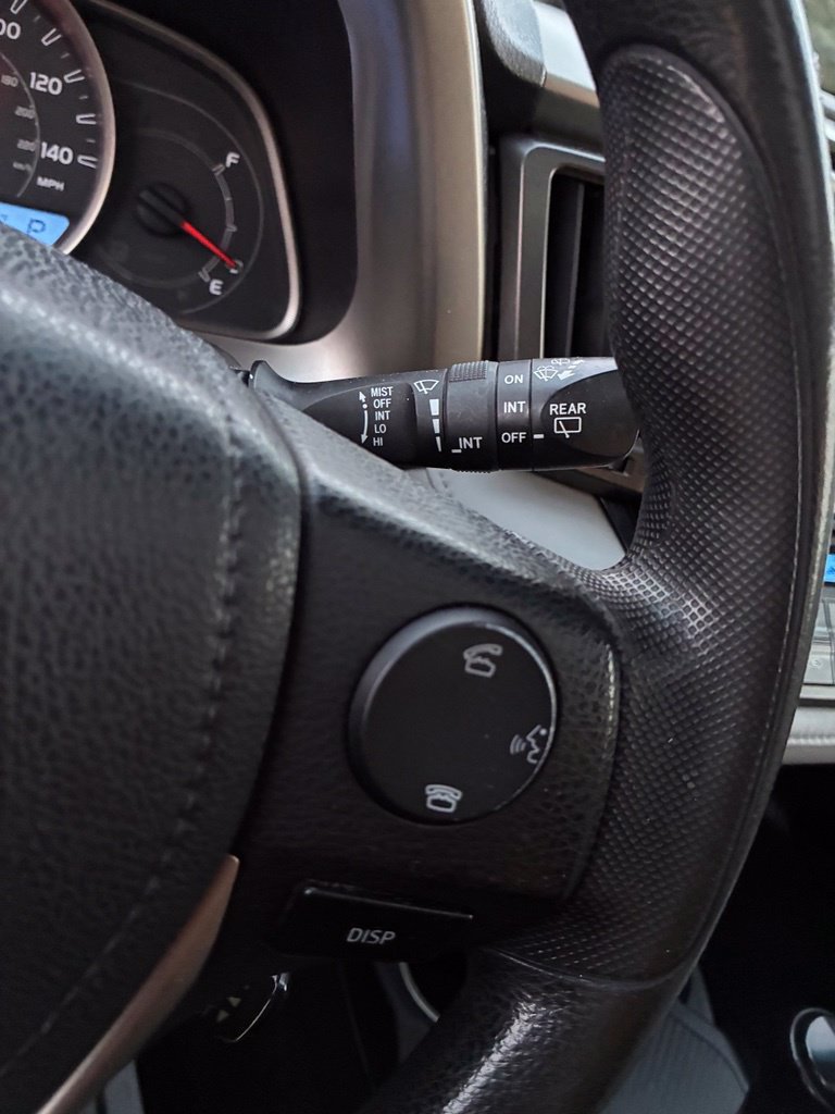 Used 2014 Toyota RAV4 XLE AWD/4WD image 30