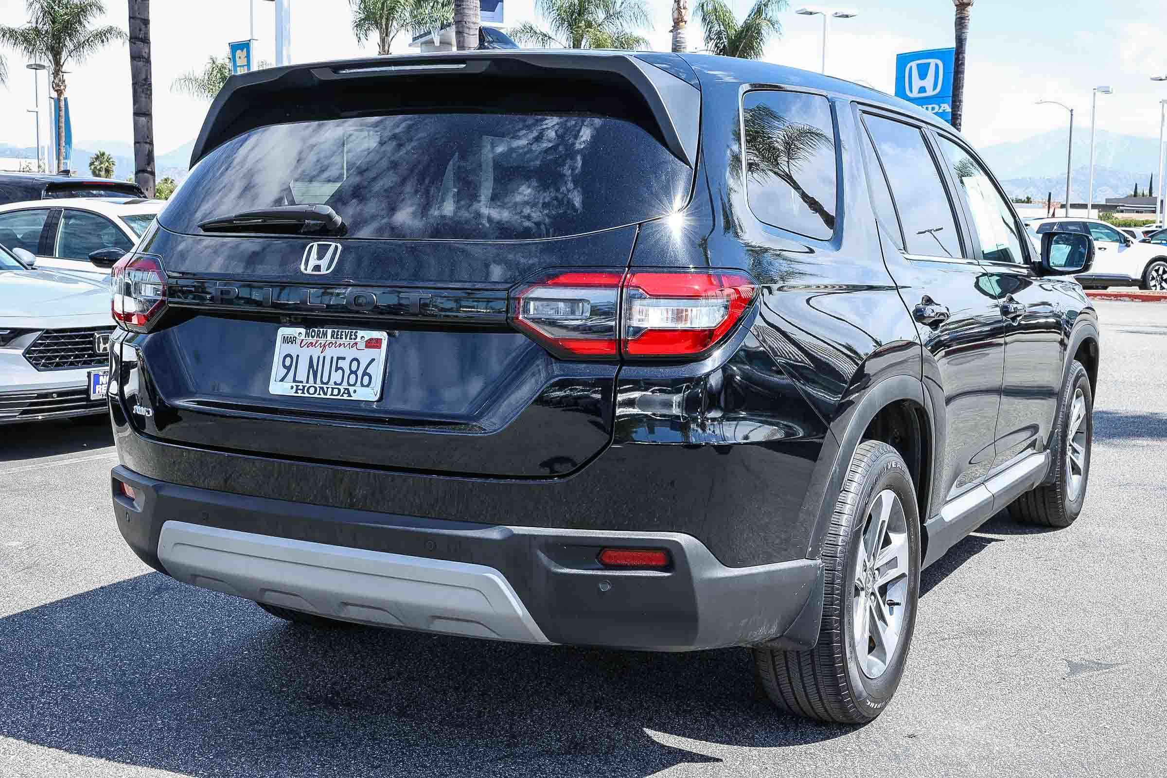 Certified 2024 Honda Pilot EX-L image 7