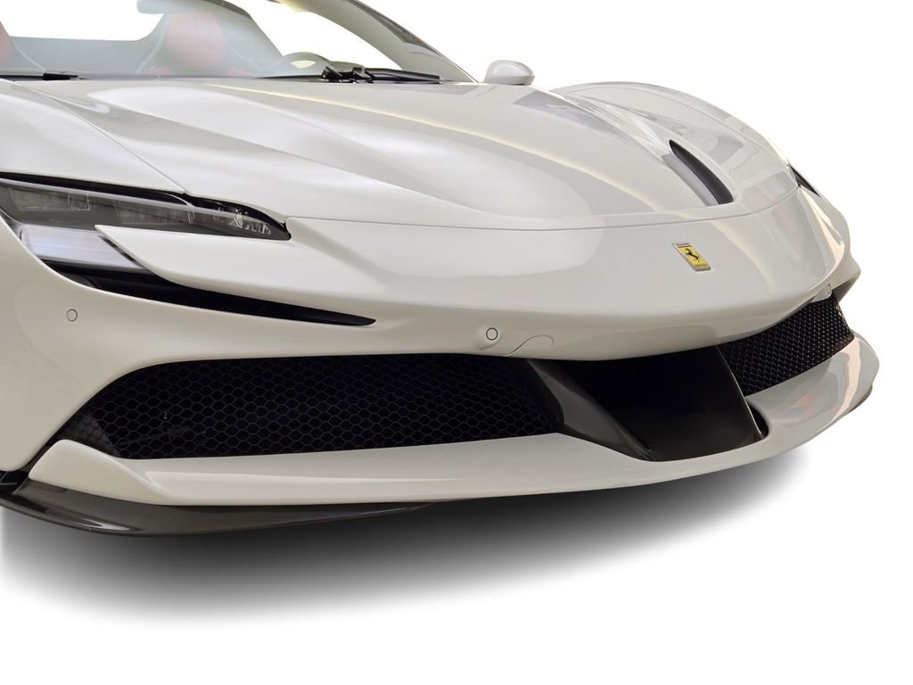 Used 2023 Ferrari SF90 Spider AWD/4WD image 4