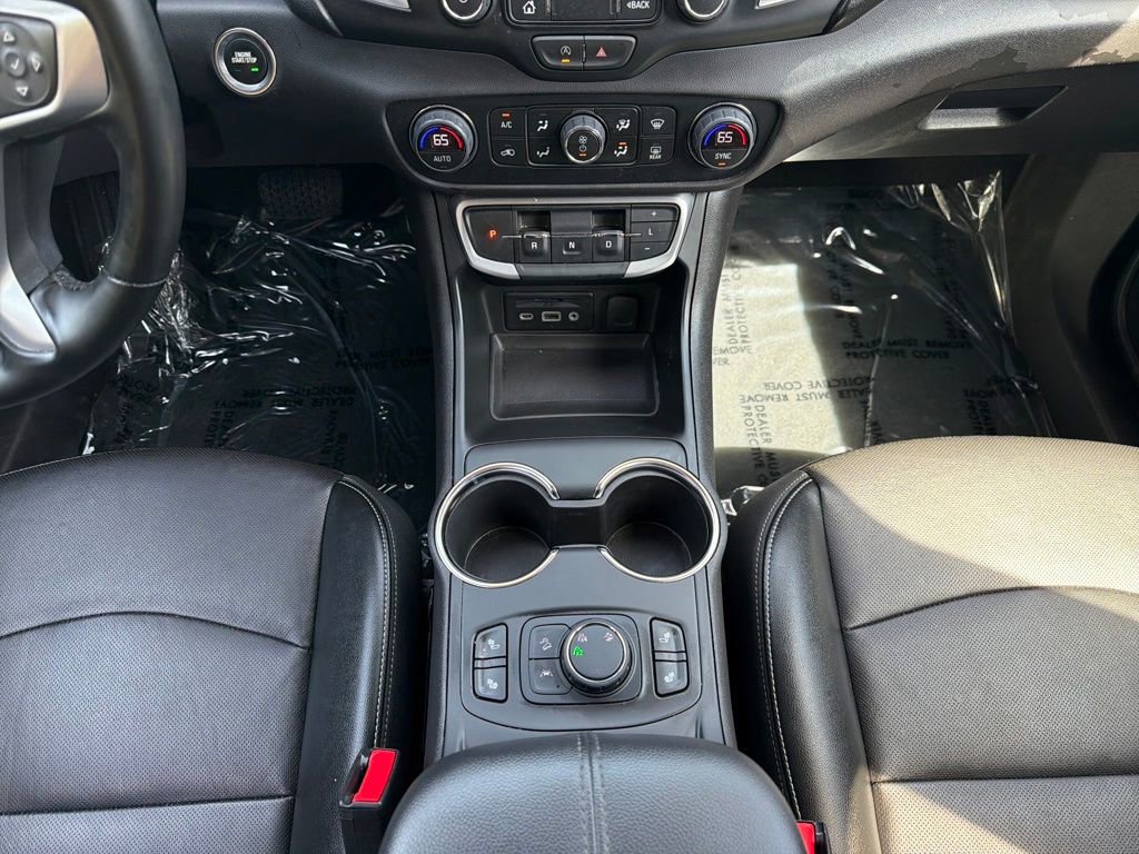 Used 2024 GMC Terrain SLT image 24