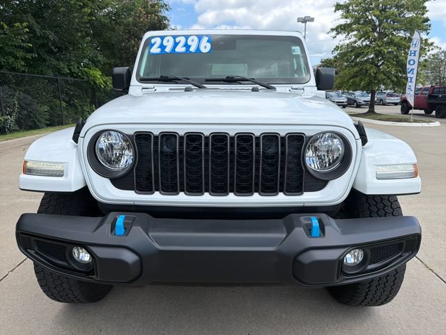 Used 2024 Jeep Wrangler Unlimited AWD/4WD image 8