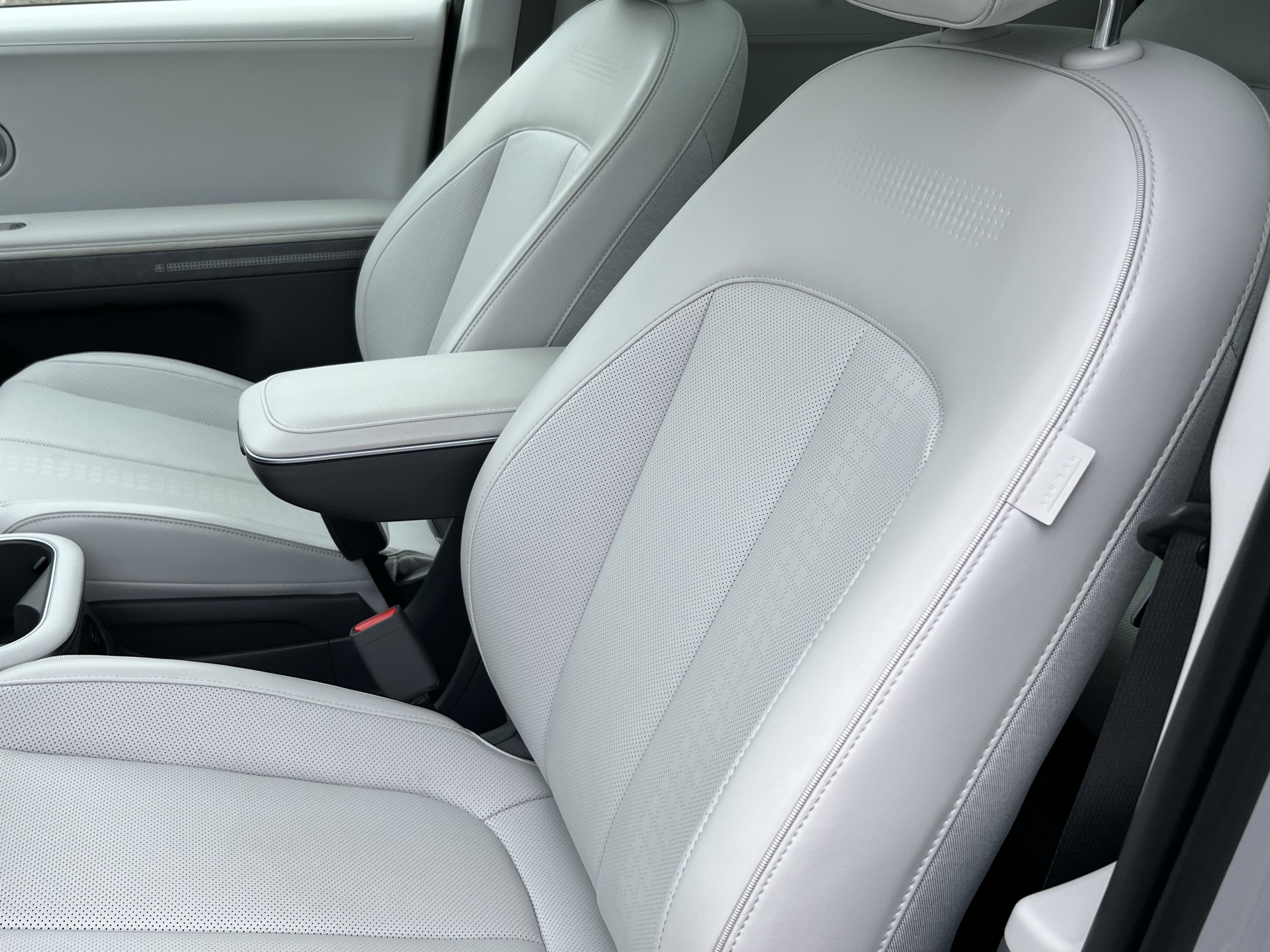 Certified 2024 Hyundai Ioniq 5 Limited AWD/4WD image 19