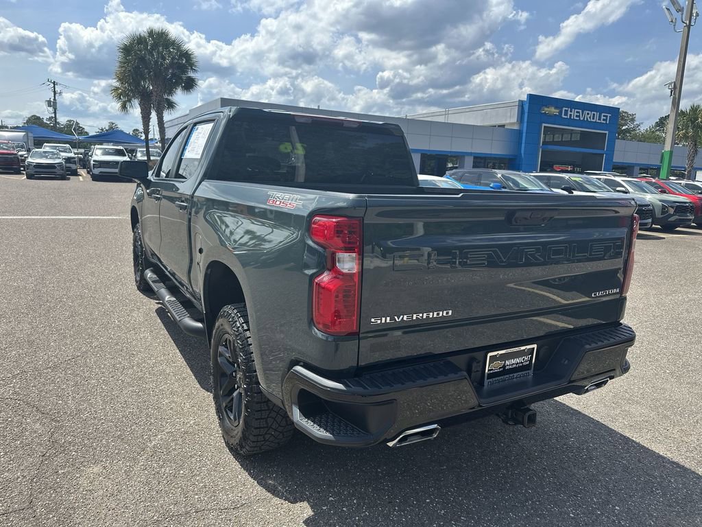 Used 2026 Chevrolet Silverado 1500 Custom Trail Boss AWD/4WD image 14