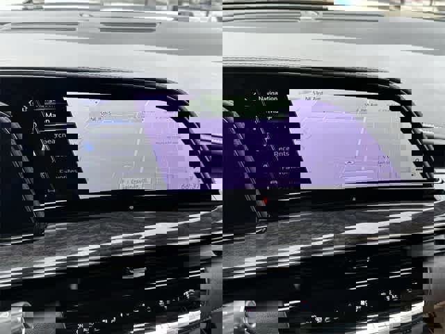 Used 2023 Cadillac Escalade ESV Premium Luxury image 25