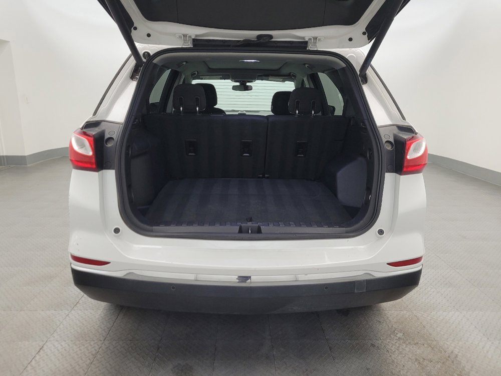 Used 2018 Chevrolet Equinox LT w/ Sun & Infotainment Package FWD image 29