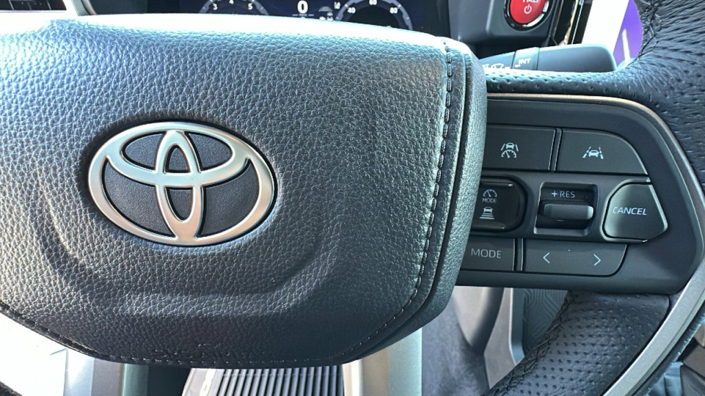 New 2025 Toyota Tacoma TRD Off-Road image 20