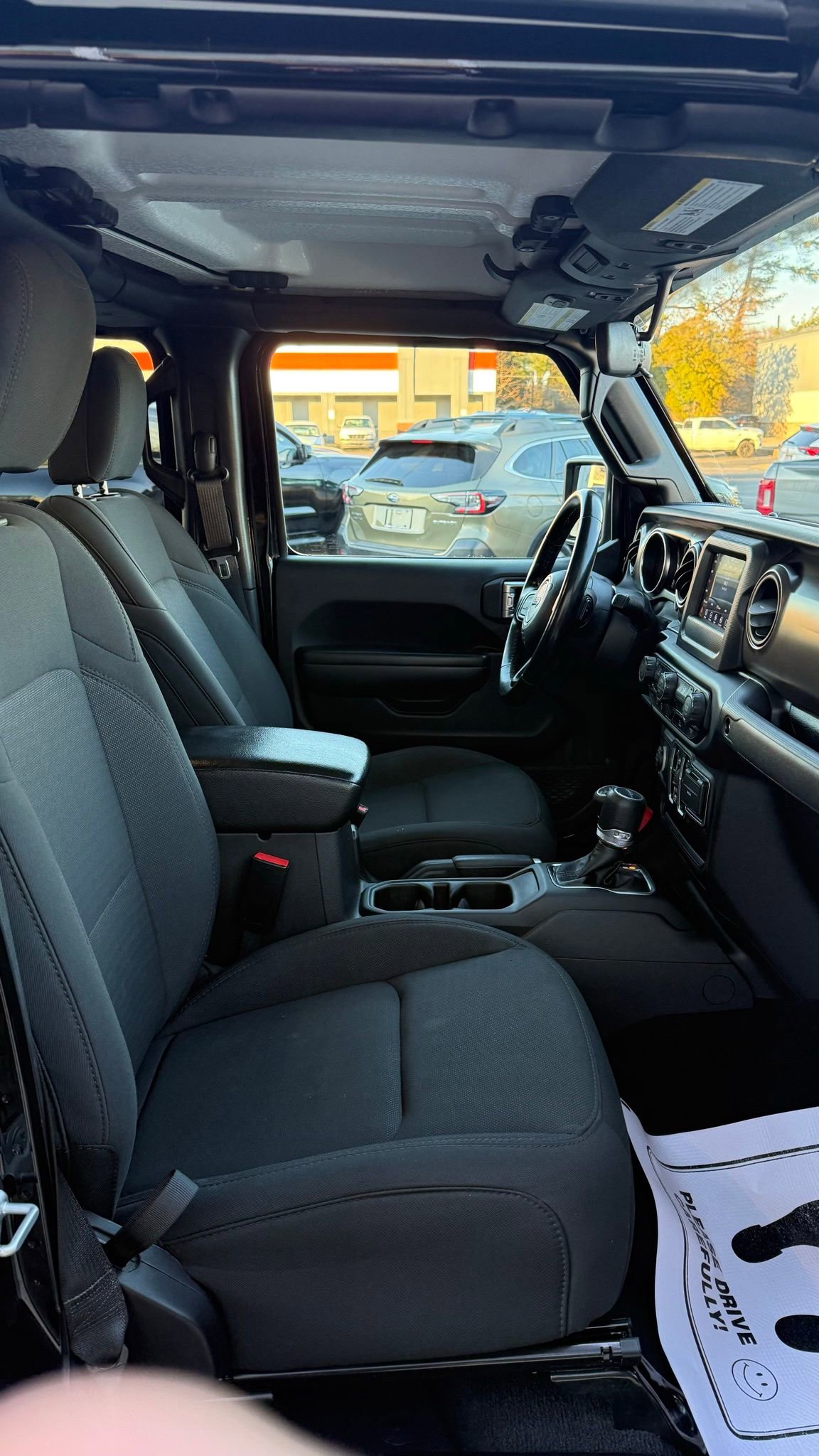 Used 2021 Jeep Gladiator Sport image 15