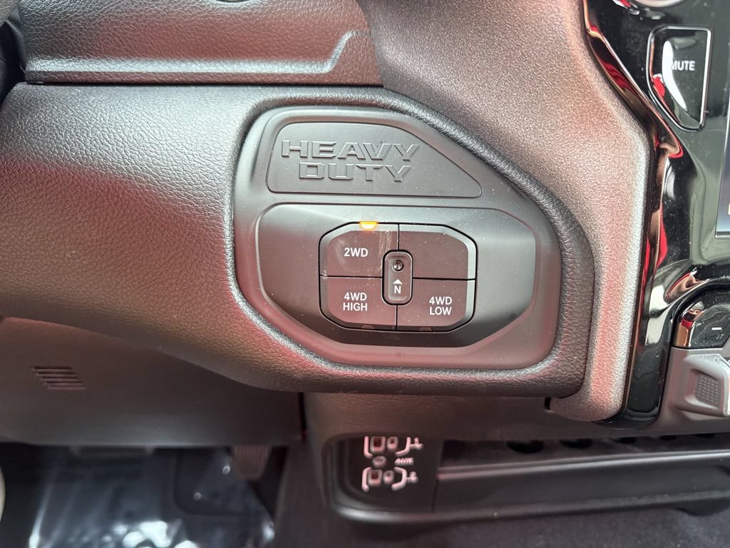 New 2026 RAM 2500 Tradesman AWD/4WD image 16