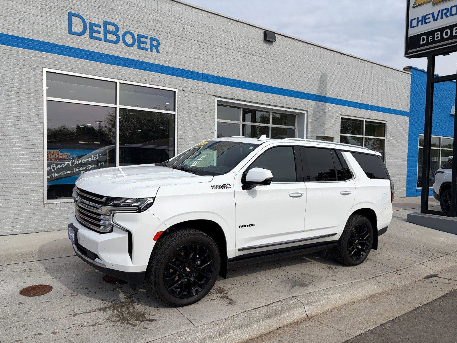 Used 2024 Chevrolet Tahoe High Country AWD/4WD image 1