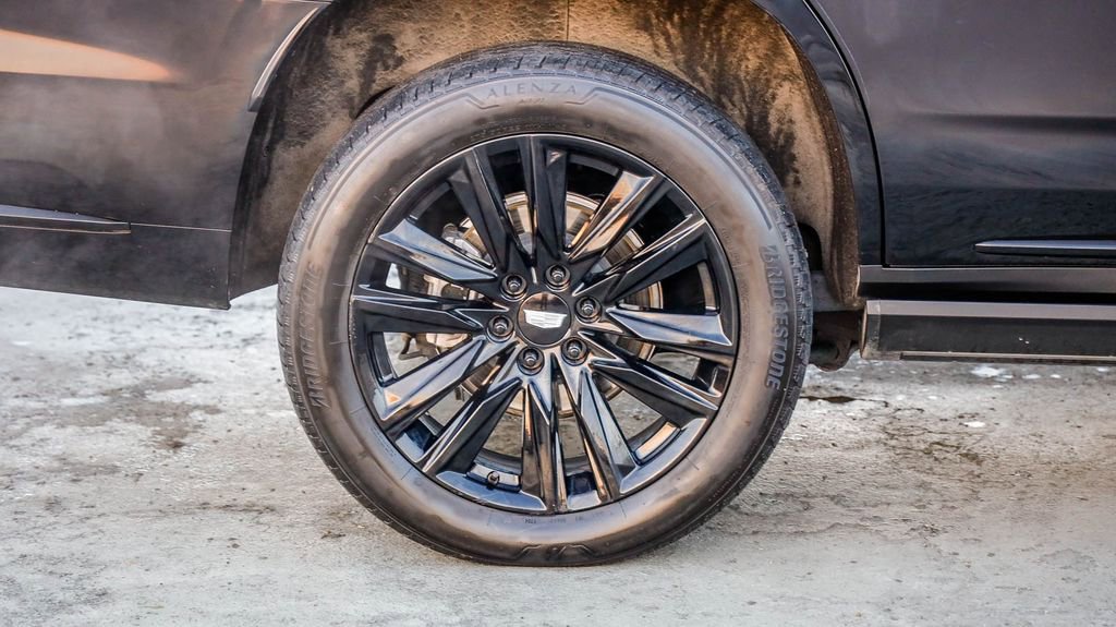 Used 2024 Cadillac Escalade Sport w/ Touring Package image 12