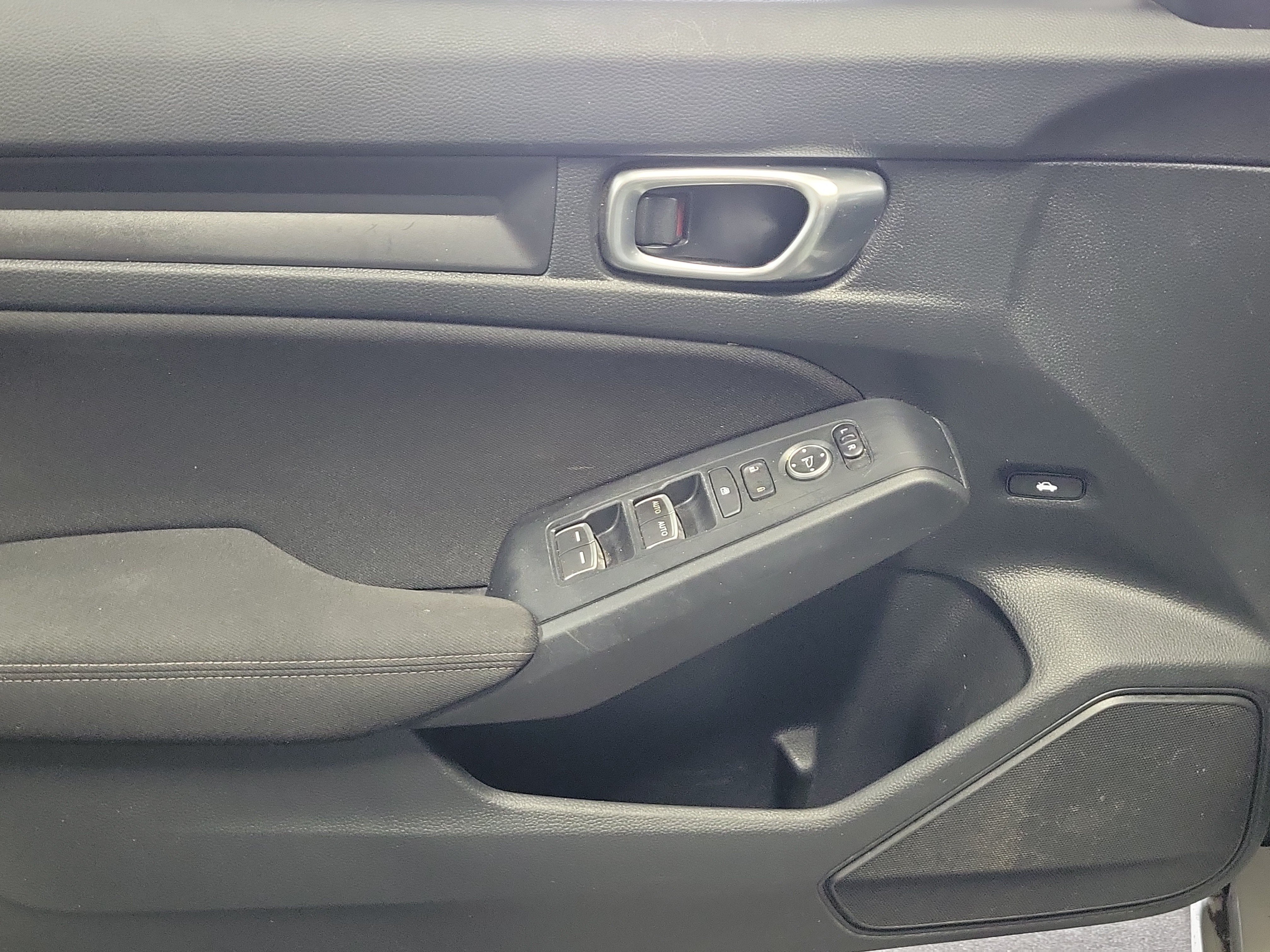 Certified 2024 Honda Civic Sport image 18
