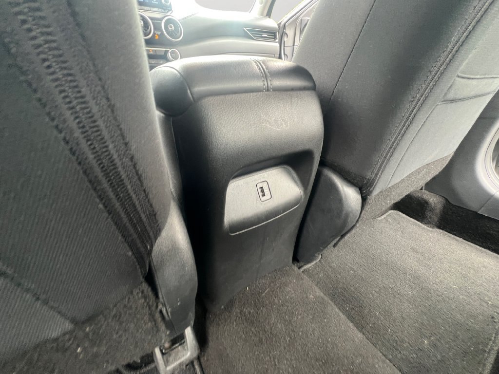 Used 2024 Nissan Sentra SV FWD image 25