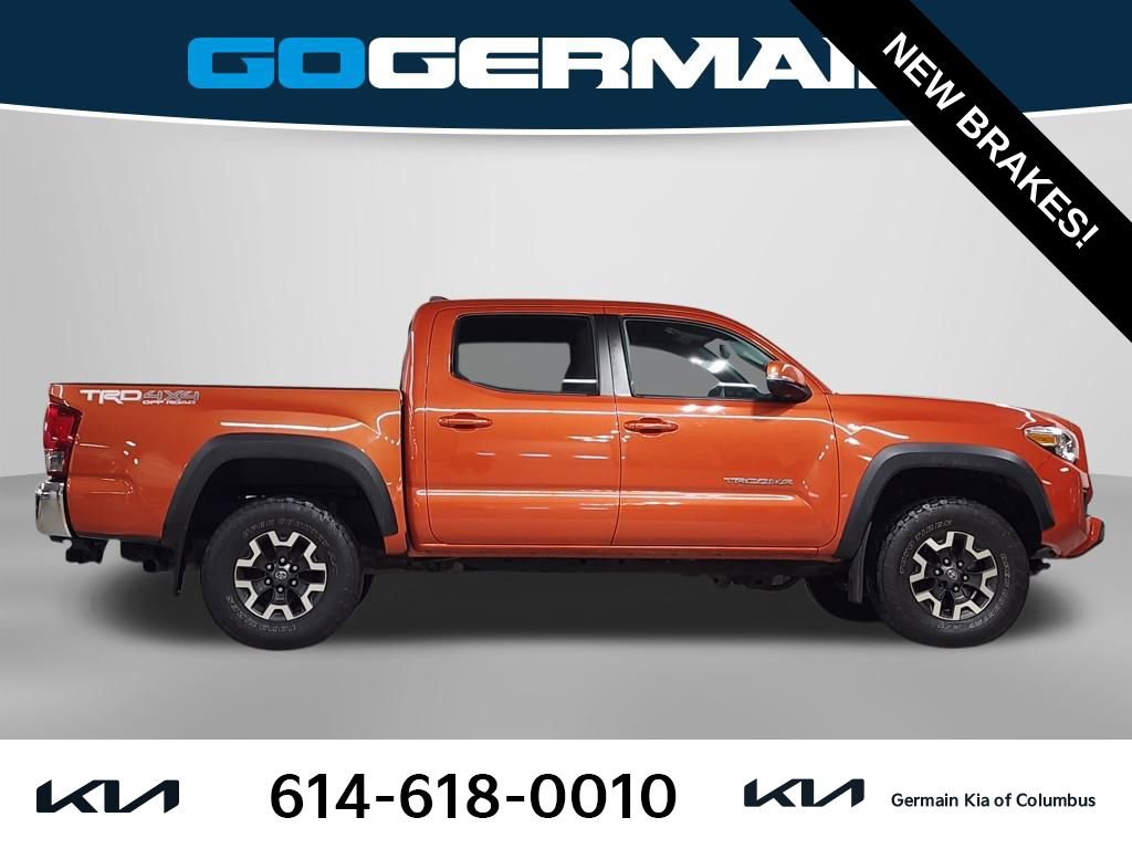Used 2016 Toyota Tacoma TRD Off-Road image 7