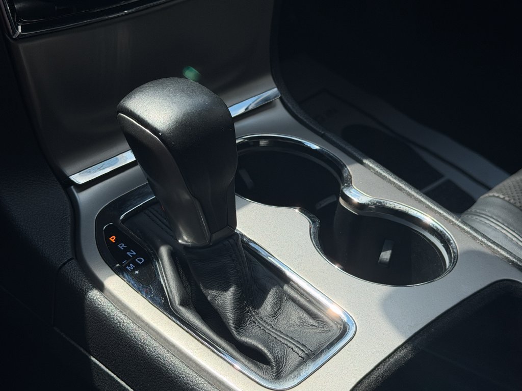Used 2019 Jeep Grand Cherokee Altitude RWD image 24