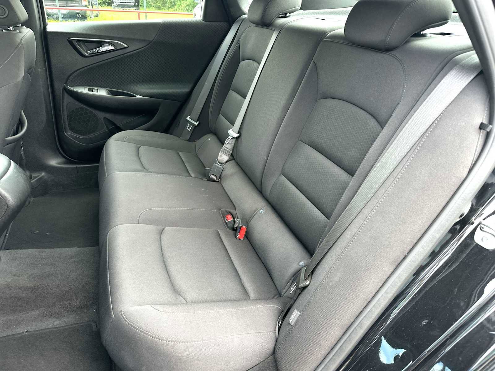 Used 2024 Chevrolet Malibu LS FWD image 23
