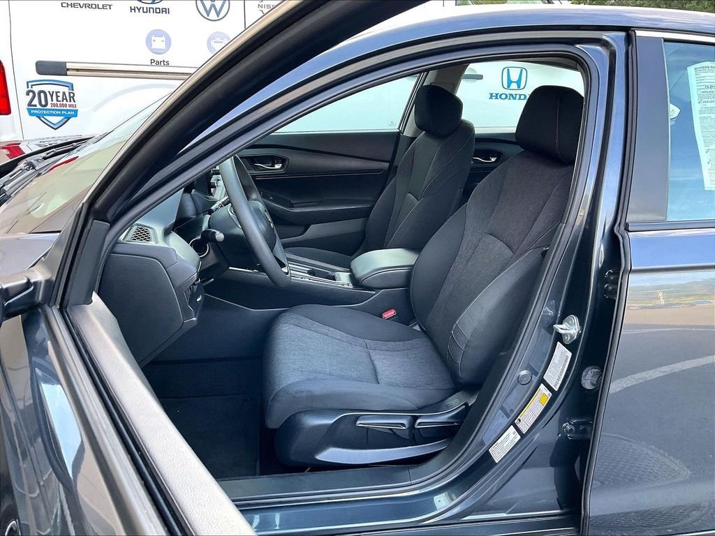 Used 2023 Honda Accord LX image 10
