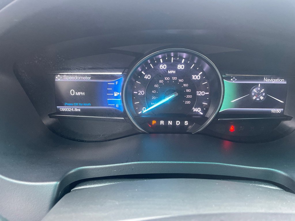 Used 2017 Ford Explorer XLT w/ Equipment Group 202A FWD image 13