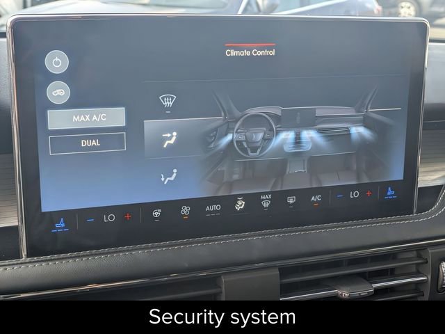 Certified 2023 Lincoln Corsair AWD w/ Equipment Group 101A image 27