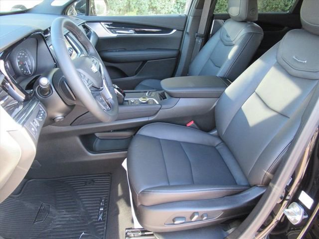 New 2026 Cadillac XT5 Premium Luxury w/ Driver Assist Package AWD/4WD image 16