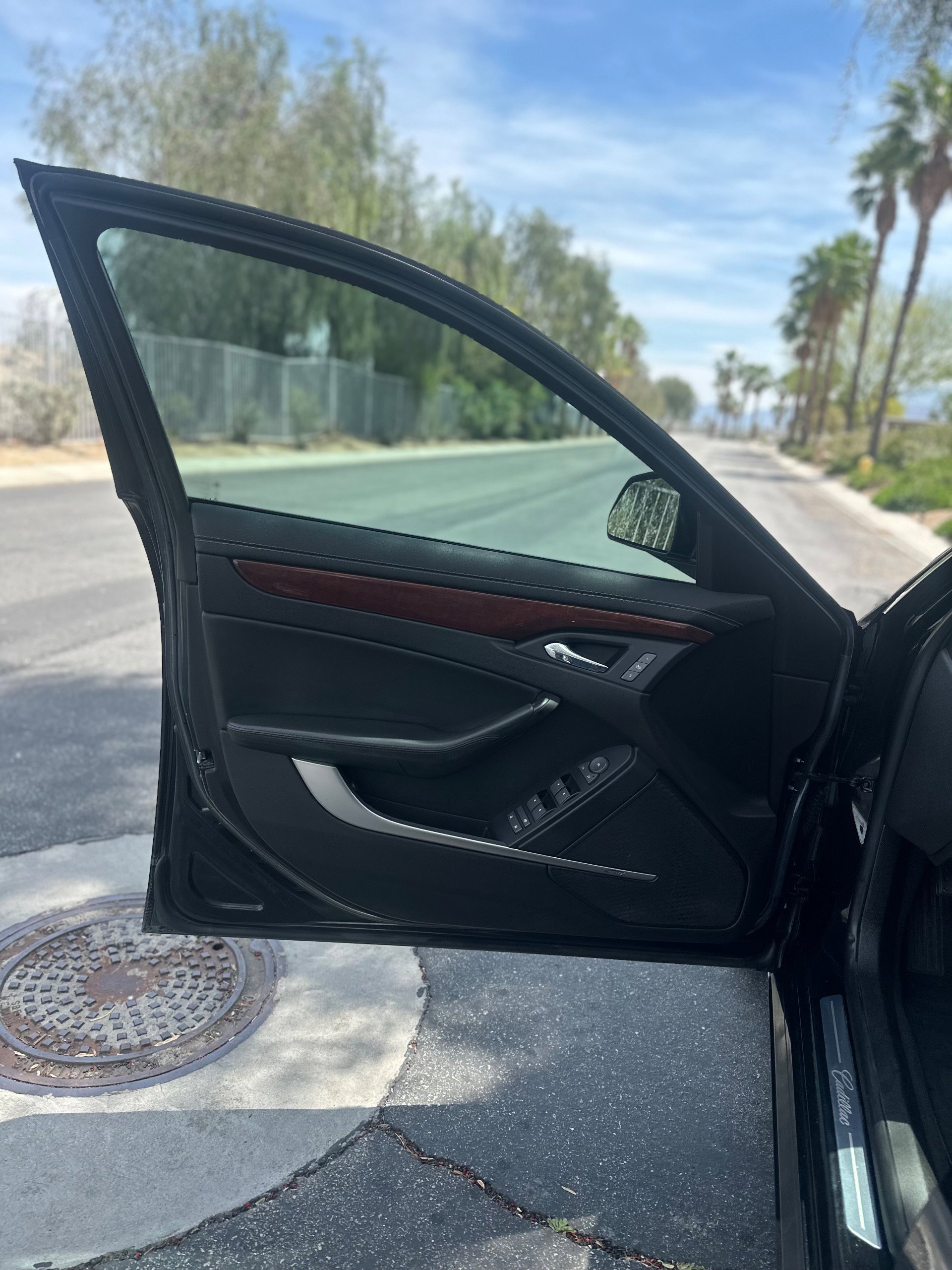 Used 2009 Cadillac CTS 3.6 AWD image 18