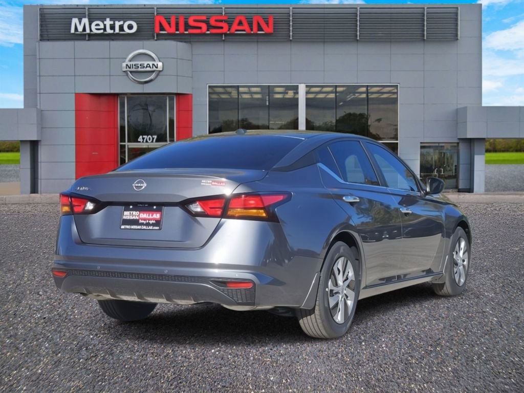 New 2025 Nissan Altima 2.5 S image 3